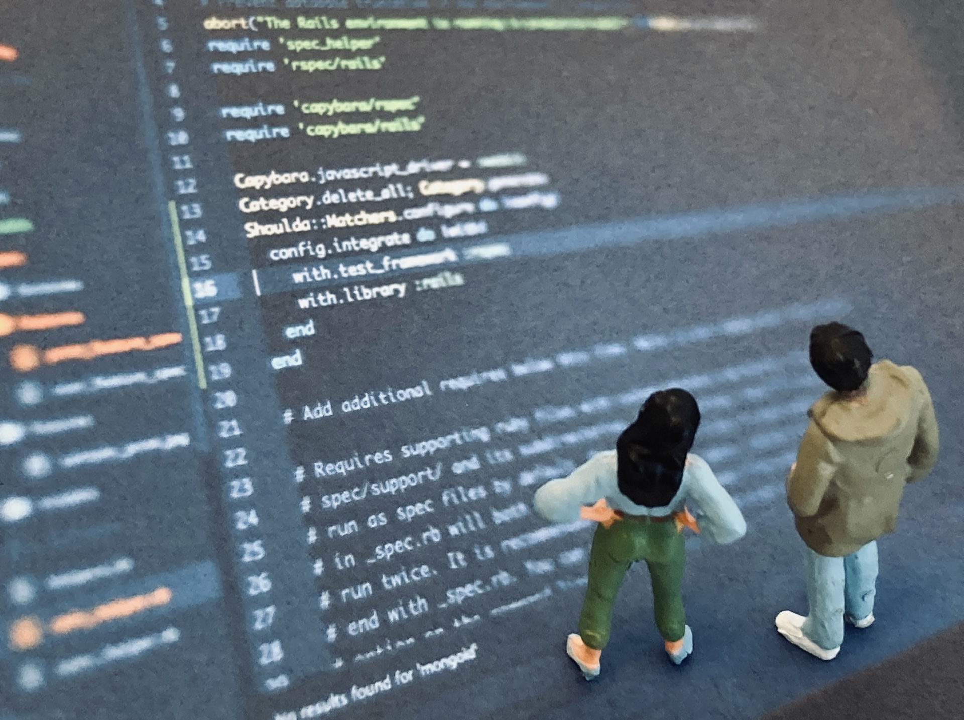 システム開発のスクラッチとパッケージの違い