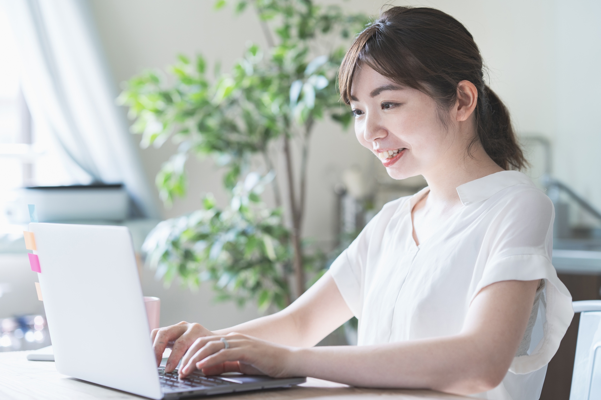 システム開発の上流工程で行う主な作業と主な成果物