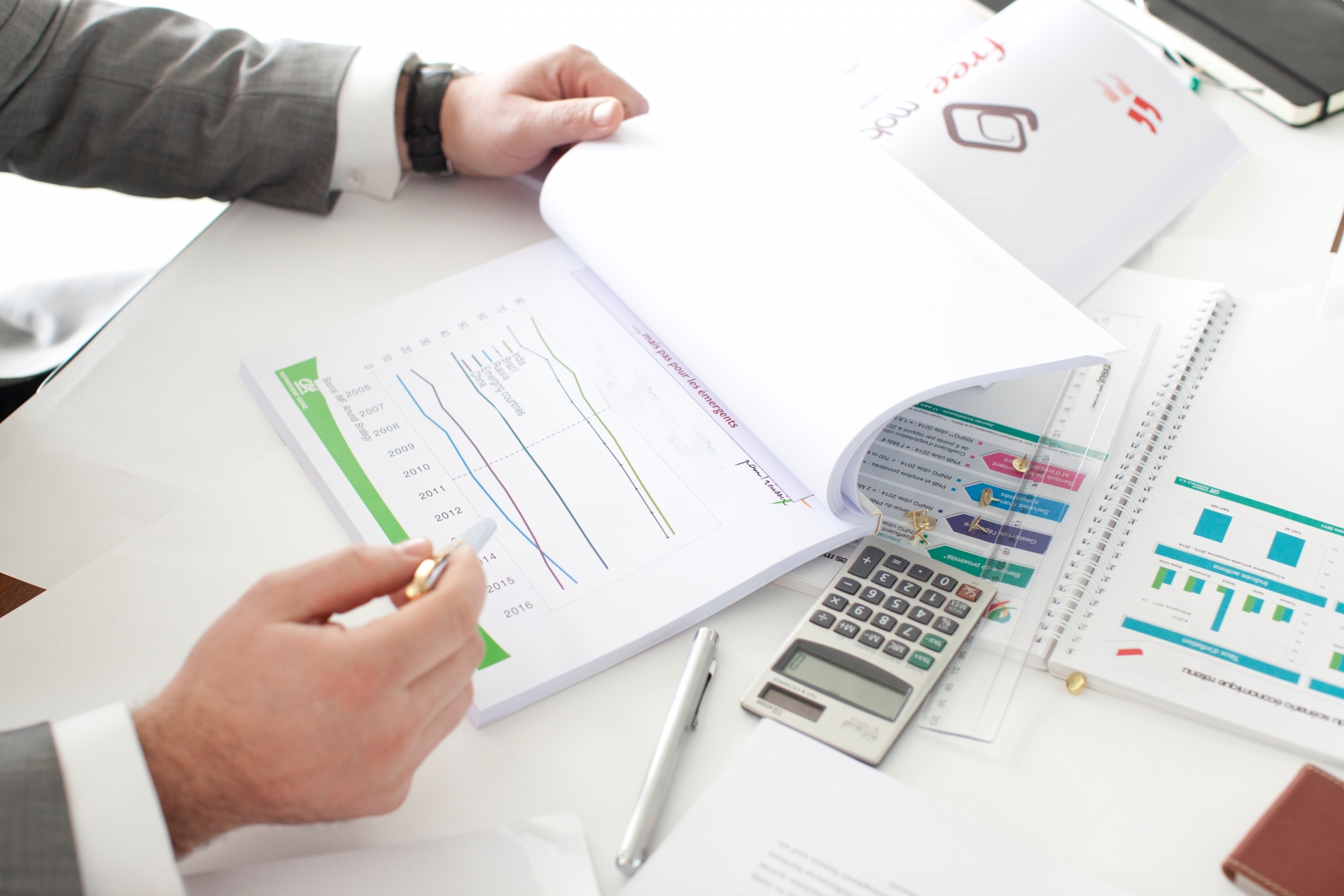 システム開発でスクラッチを選ぶメリット